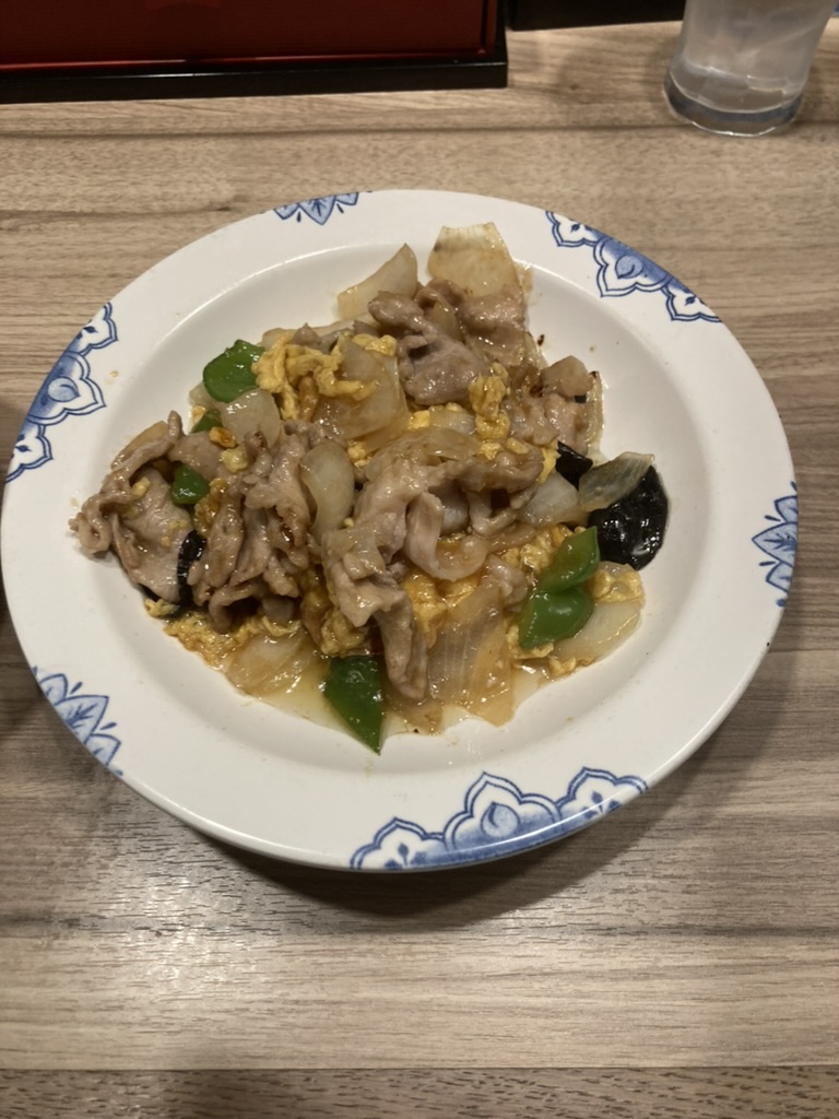 一番町商店街にある人気中華レストランのバーミヤン。株主優待券を使って、一品料理をつまみました。