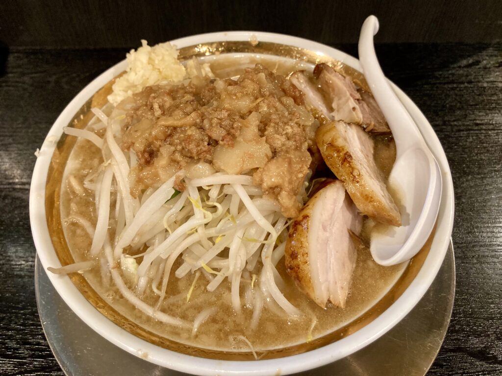 宮城県東松島市矢本字大溜にあるらーめん浜八道の豚らーめん